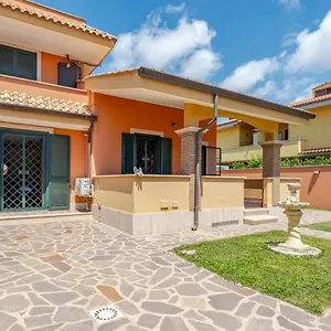 Big Garden - Free Parking, Wi-fi E Netflix Casa vacanze